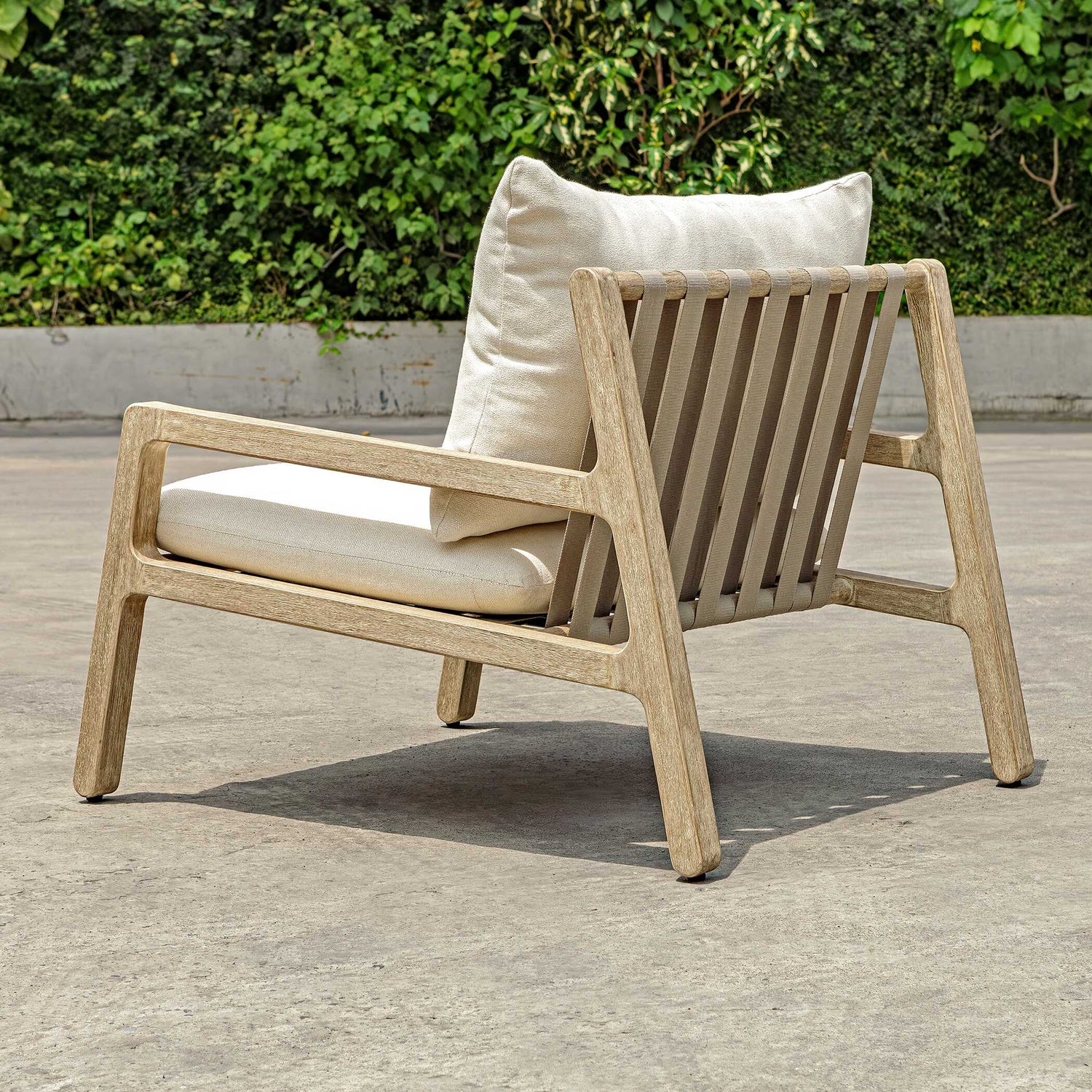 UTTERMOST STRAPPED OUTDOOR LOUNGE CHAIR - Lounge