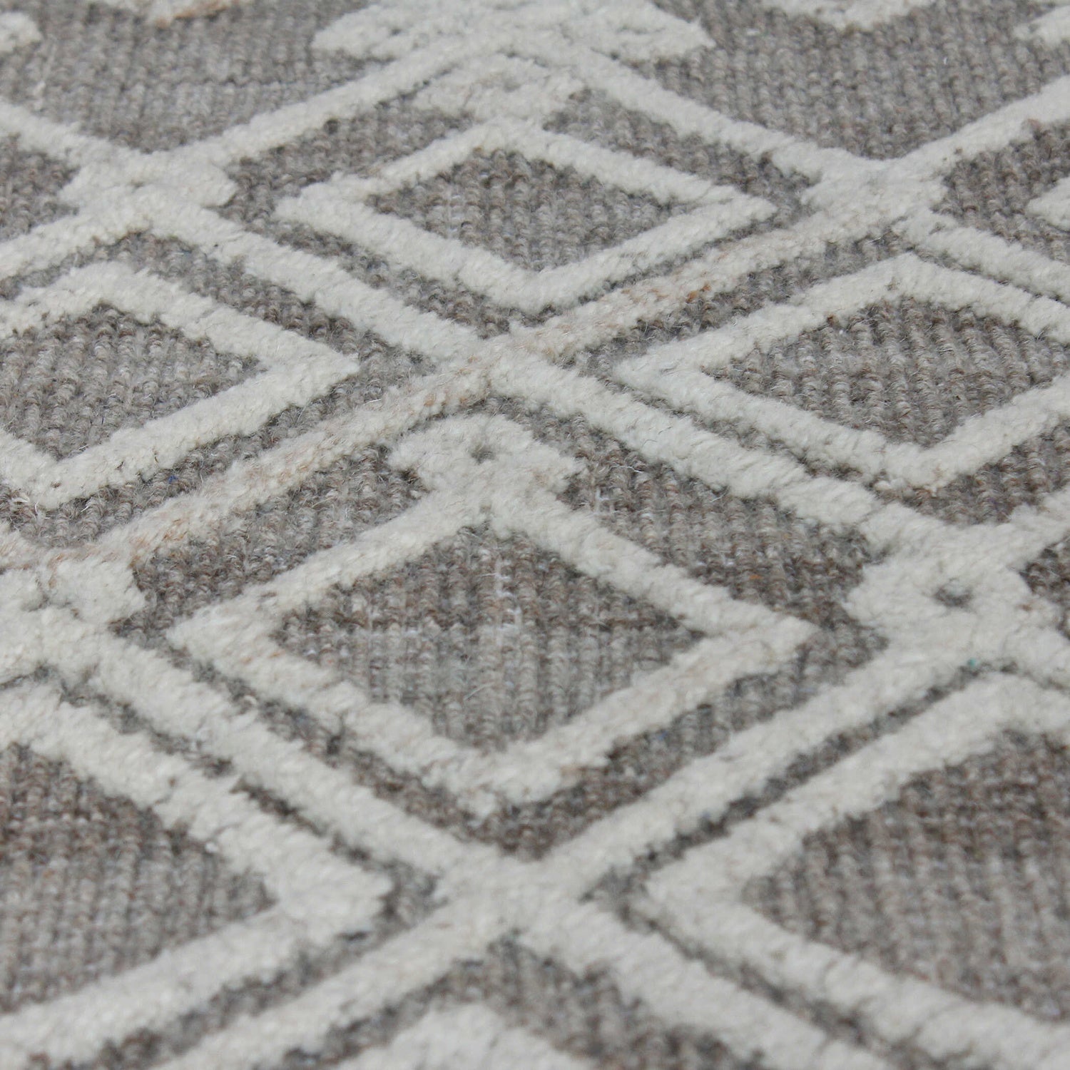 UTTERMOST SIEANO RUG - Rugs