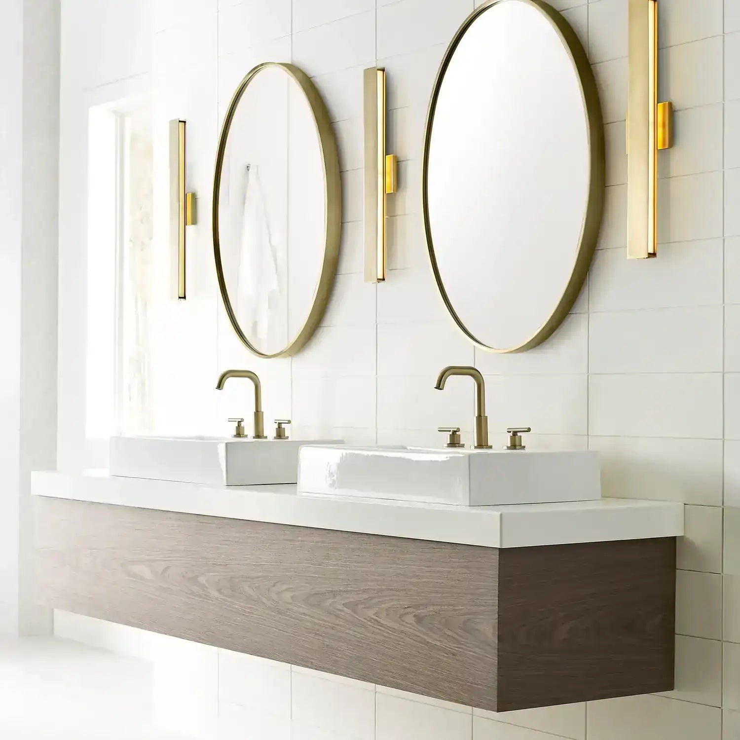 VISUAL COMFORT MODERN, BAU BATH, BATH VANITY LIGHT