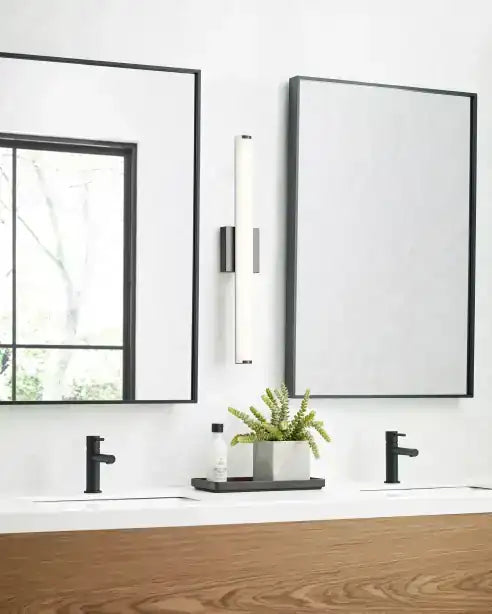 VISUAL COMFORT MODERN, FINN BATH, BATH VANITY LIGHT