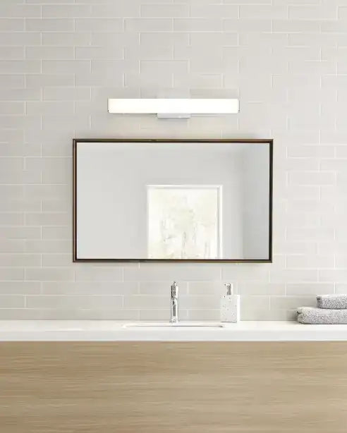 VISUAL COMFORT MODERN, LYNN BATH, BATH VANITY LIGHT