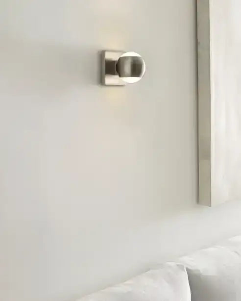 VISUAL COMFORT MODERN, OKO BATH, VANITY LIGHT