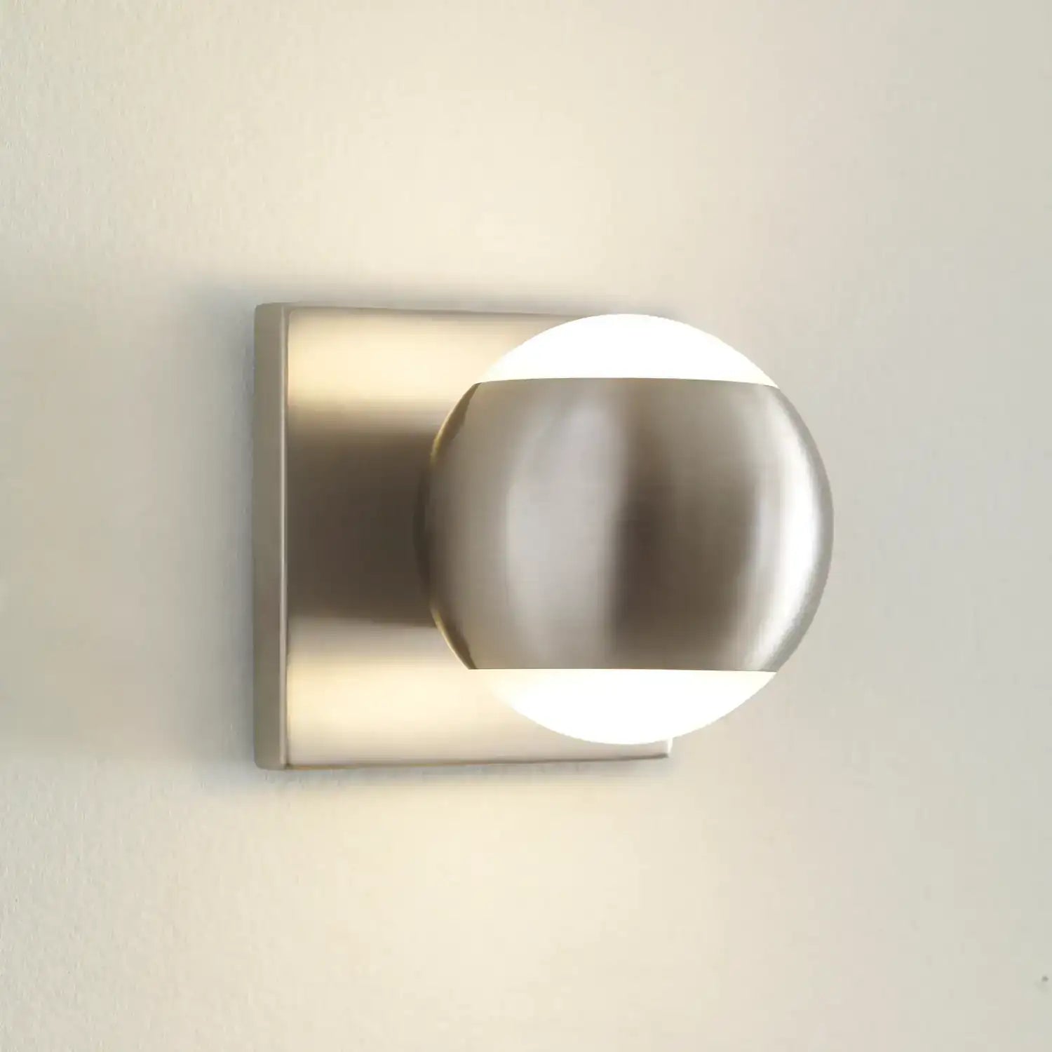 VISUAL COMFORT & CO., OKO BATH, VANITY LIGHT