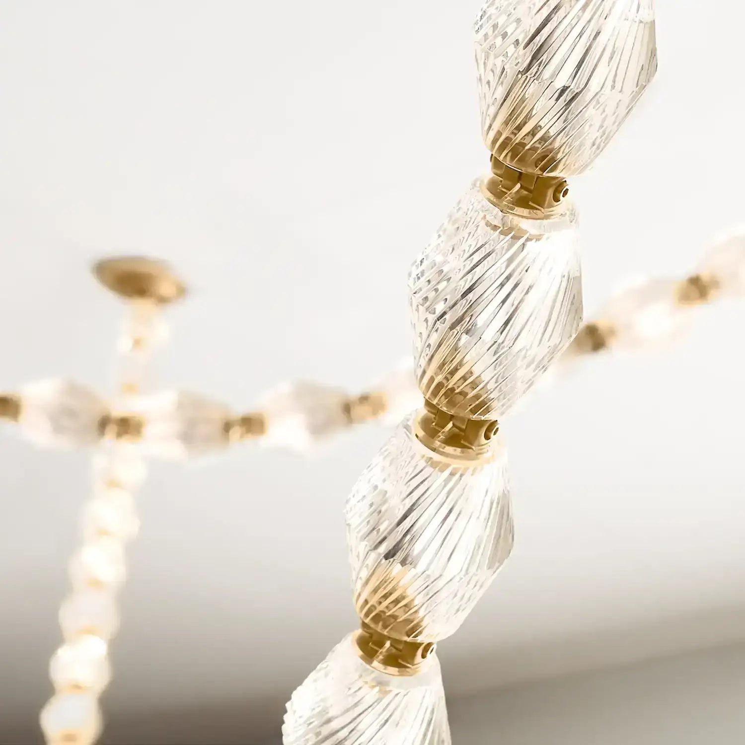 VISUAL COMFORT MODERN, COLLIER CHANDELIER, CHANDELIER LIGHT