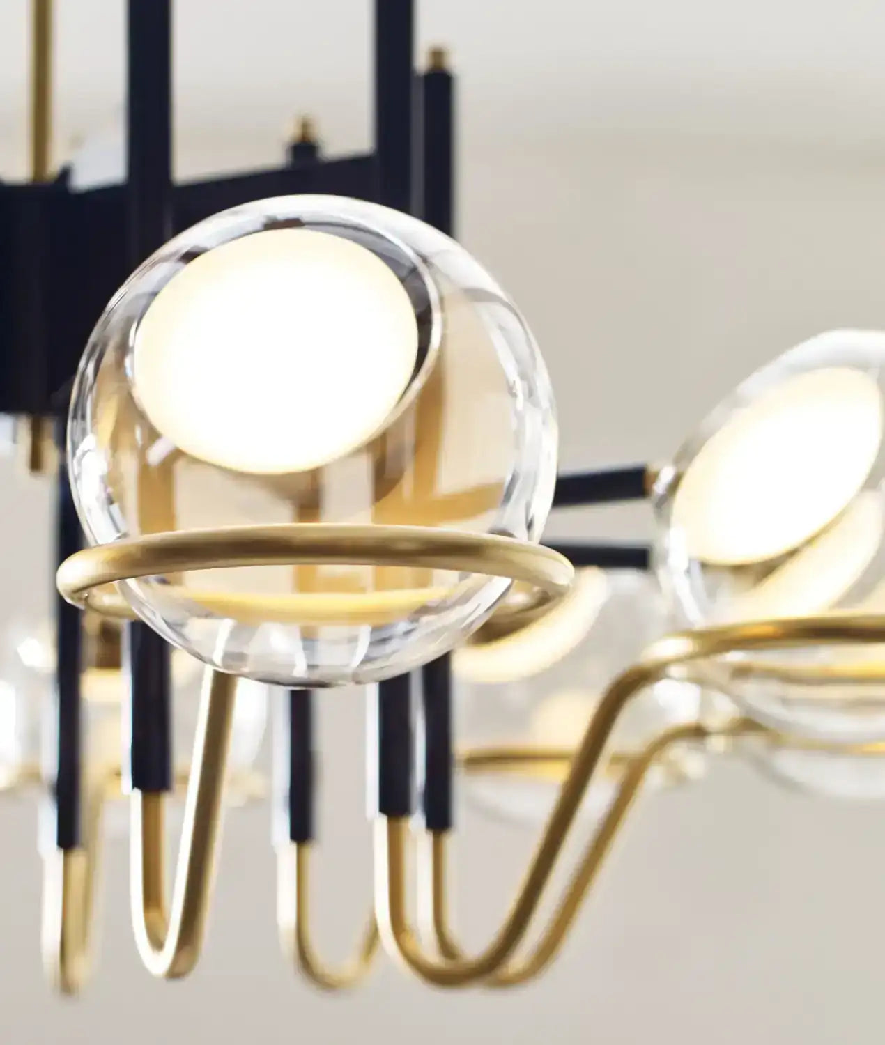 VISUAL COMFORT MODERN, CROSBY CHANDELIER, CHANDELIER LIGHT