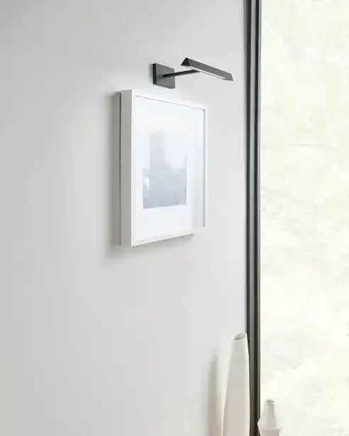 VISUAL COMFORT MODERN, DESSAU PICTURE LIGHT, WALL SCONCES