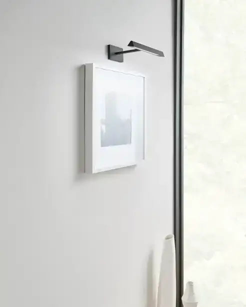 VISUAL COMFORT MODERN, DESSAU PICTURE LIGHT, WALL SCONCES