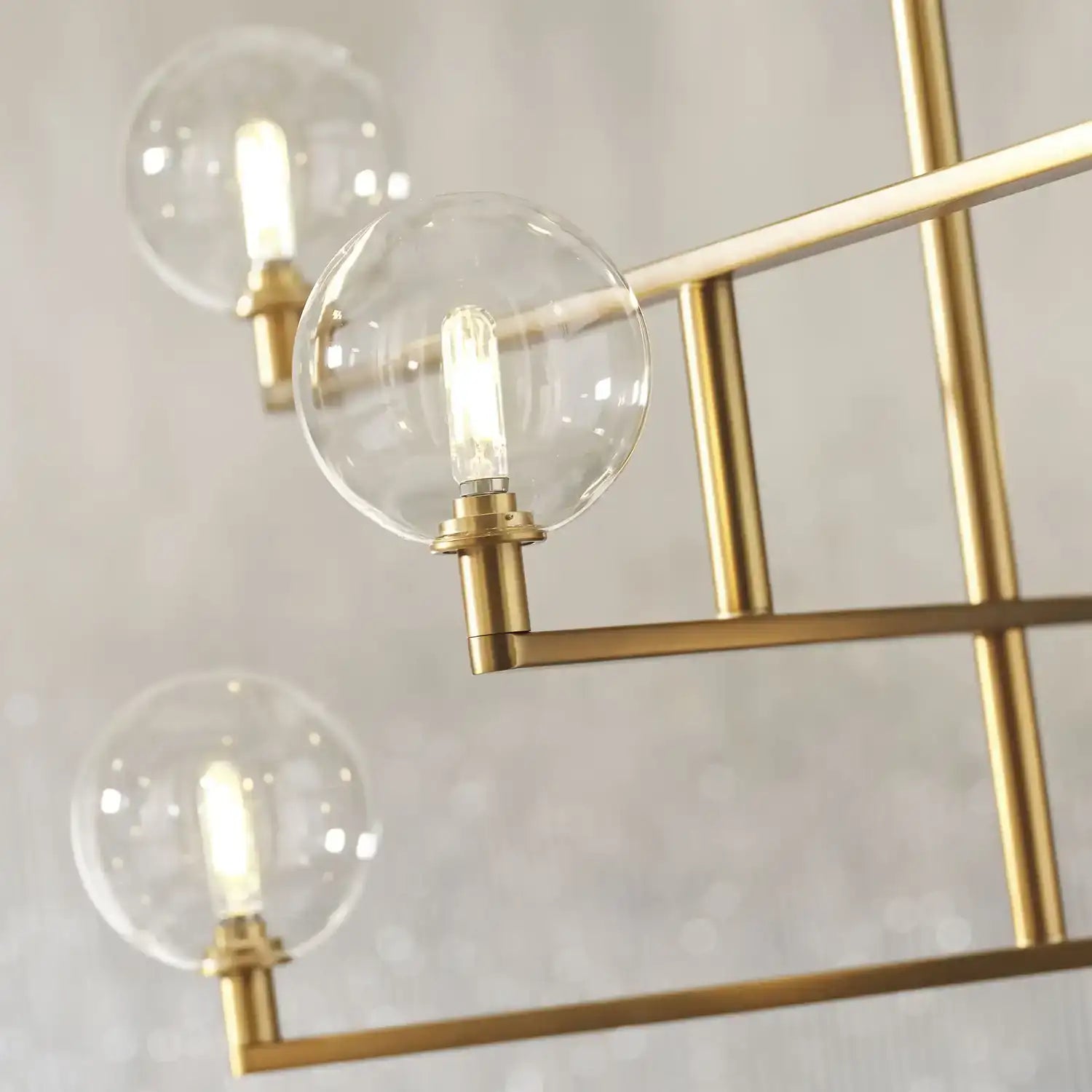 VISUAL COMFORT & CO., GAMBIT CHANDELIER, CHANDELIER LIGHT