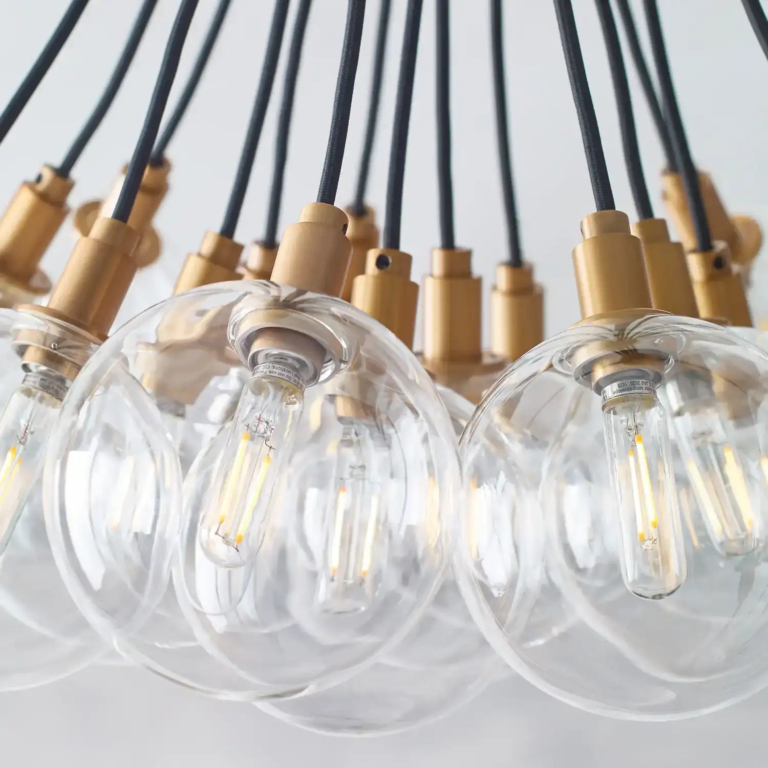 VISUAL COMFORT & CO., GAMBIT CHANDELIER, CHANDELIER LIGHT