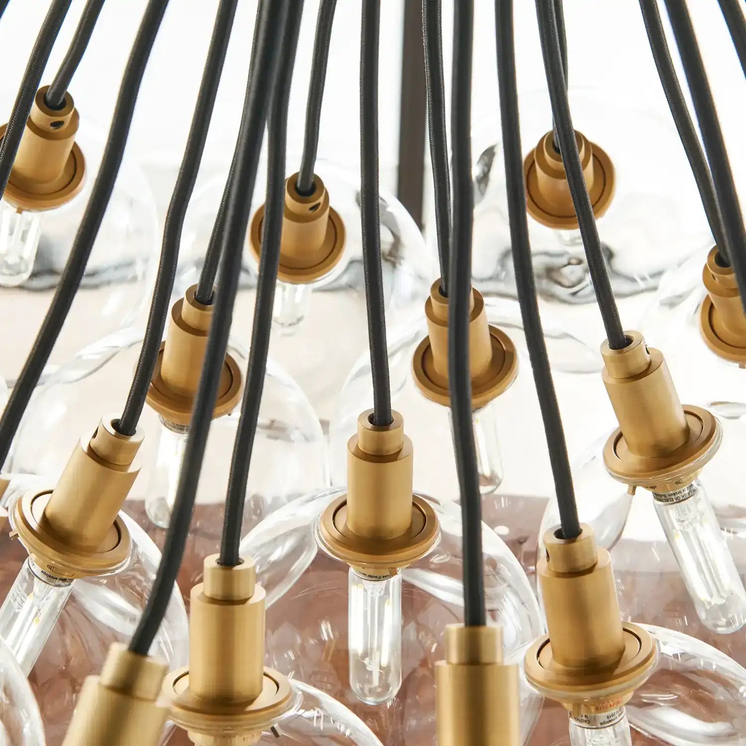 VISUAL COMFORT & CO., GAMBIT CHANDELIER, CHANDELIER LIGHT