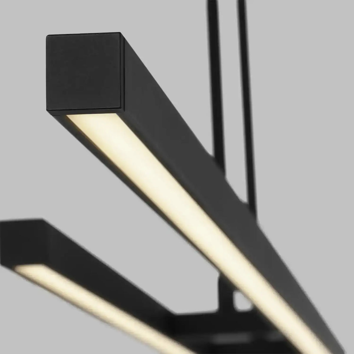 VISUAL COMFORT MODERN, STAGGER LINEAR SUSPENSION, PENDANT LIGHT