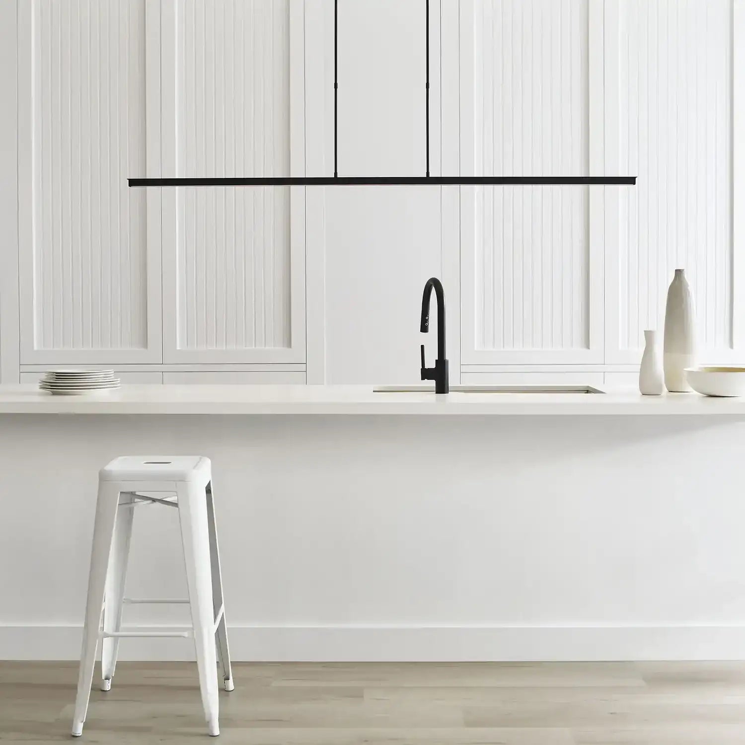VISUAL COMFORT MODERN, STAGGER LINEAR SUSPENSION, PENDANT LIGHT