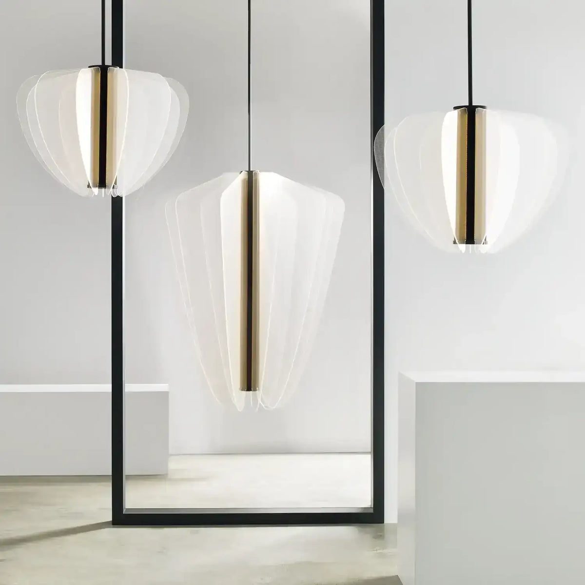 VISUAL COMFORT MODERN, NYRA CHANDELIER, CHANDELIER LIGHT
