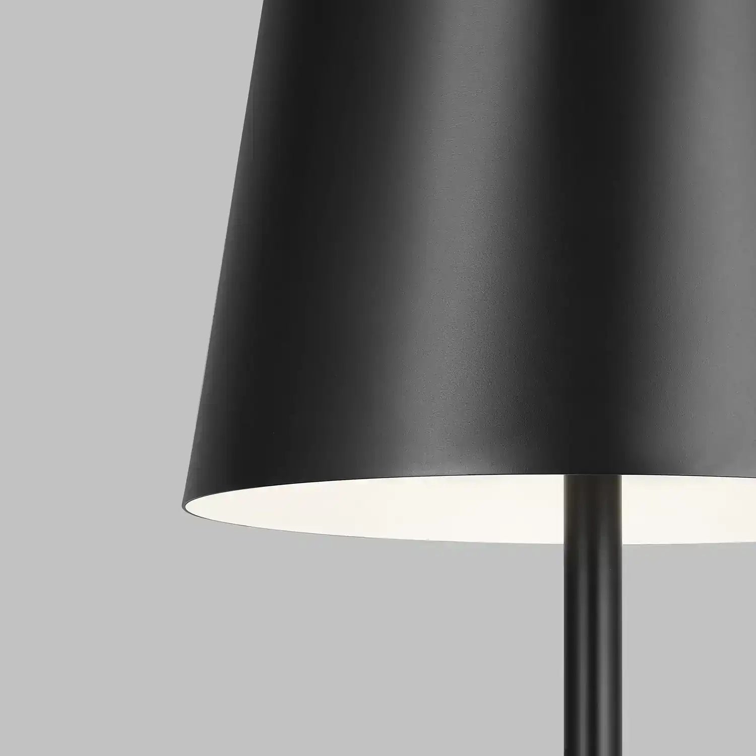 VISUAL COMFORT MODERN, NEVIS OUTDOOR FLOOR LAMP, OUTDOOR WALL LIGHTS