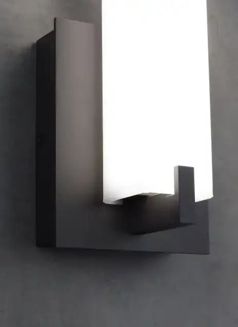 VISUAL COMFORT MODERN, COSMO OUTDOOR WALL LIGHT, OUTDOOR WALL LIGHTS