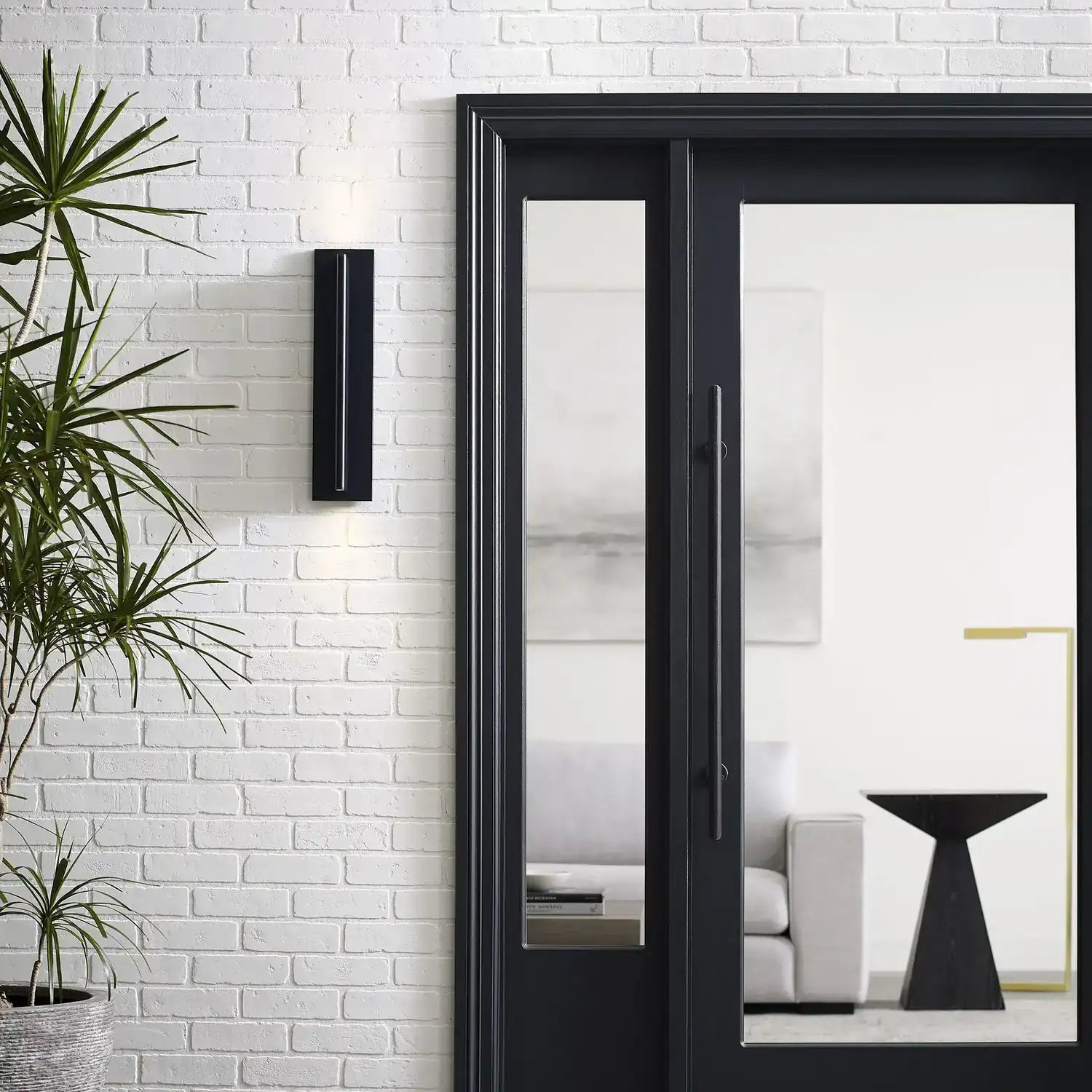VISUAL COMFORT MODERN, LLOYDS OUTDOOR WALL LIGHT, OUTDOOR WALL LIGHTS