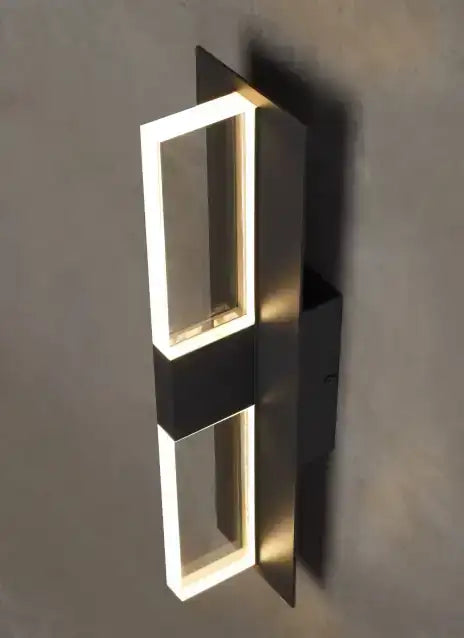 VISUAL COMFORT MODERN, LYFT OUTDOOR WALL LIGHT, OUTDOOR WALL LIGHTS