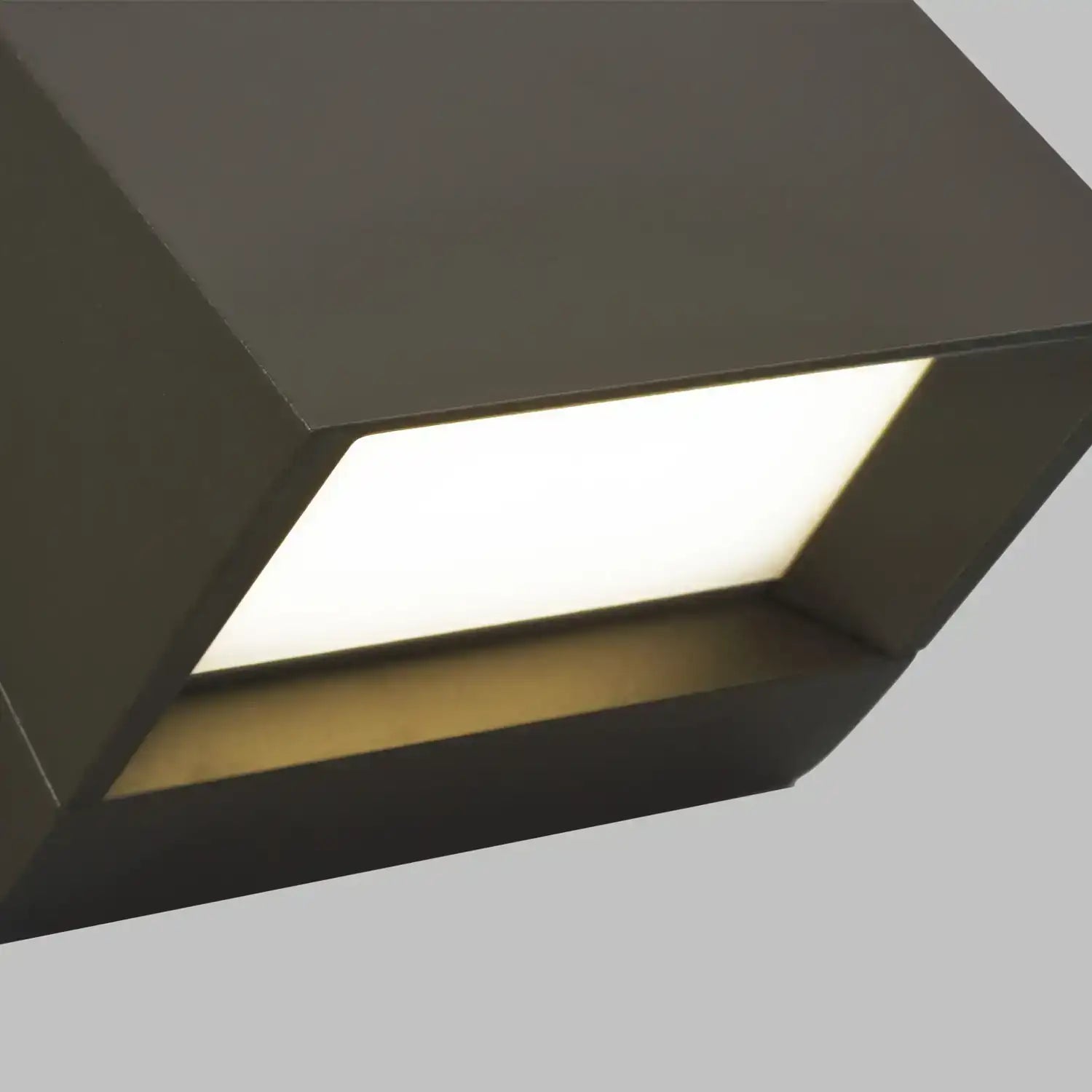 VISUAL COMFORT MODERN, PITCH OUTDOOR WALL, OUTDOOR WALL LIGHTS