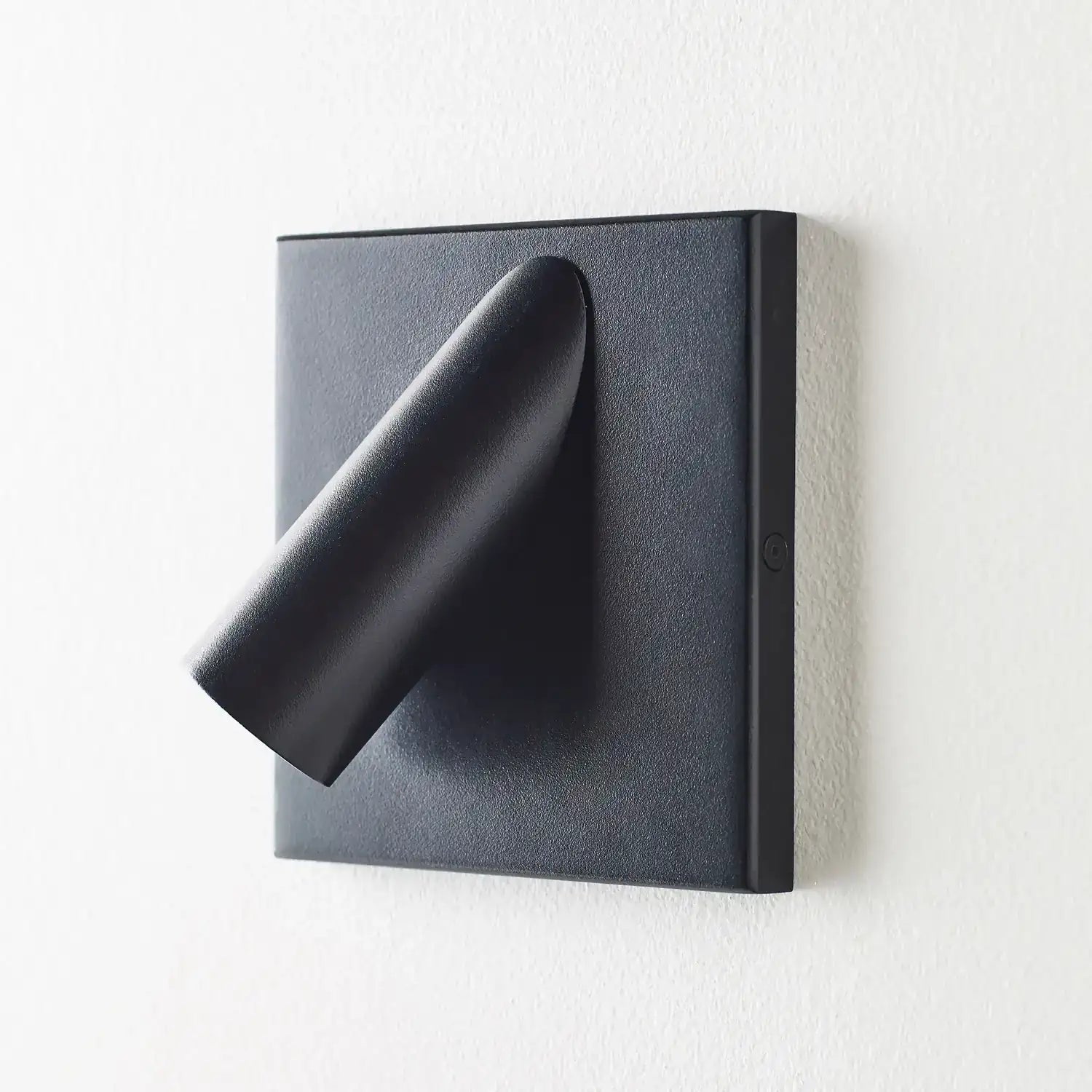 VISUAL COMFORT MODERN, PONTE OUTDOOR WALL, OUTDOOR WALL LIGHTS