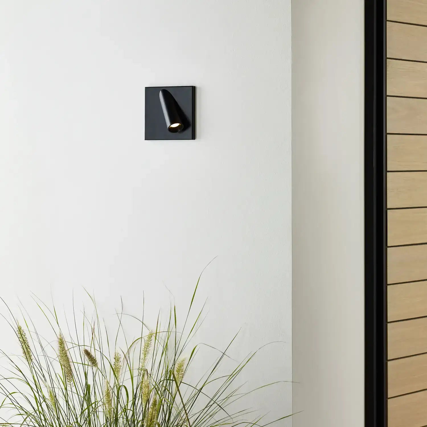 VISUAL COMFORT MODERN, PONTE OUTDOOR WALL, OUTDOOR WALL LIGHTS