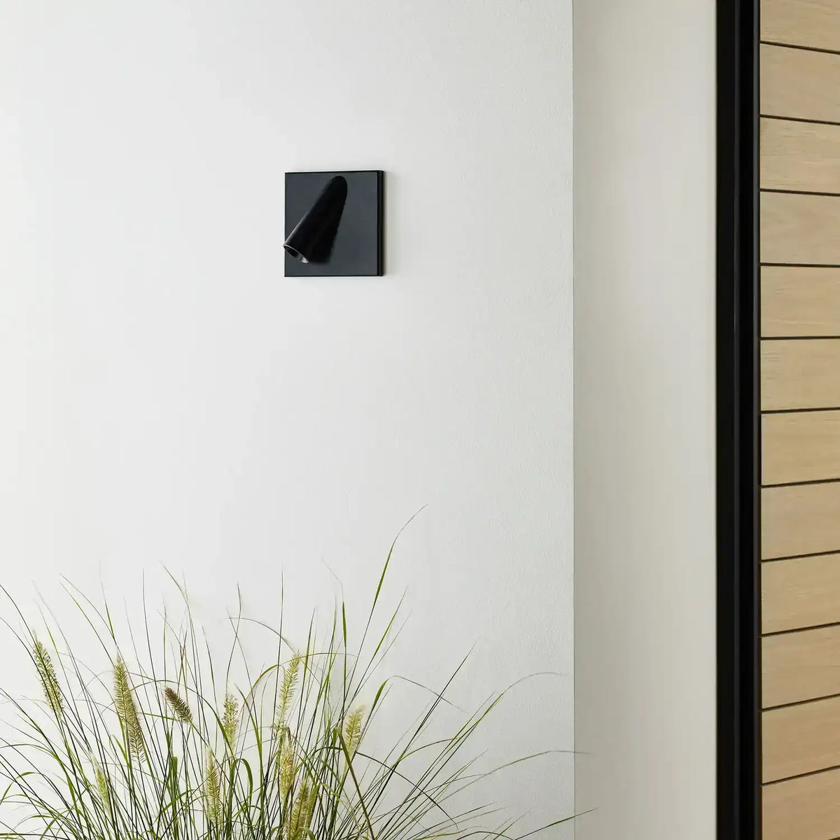 VISUAL COMFORT MODERN, PONTE OUTDOOR WALL, OUTDOOR WALL LIGHTS