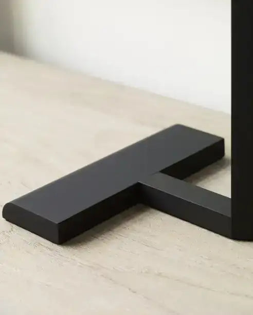 VISUAL COMFORT & CO. DESSAU TABLE LAMP - Table