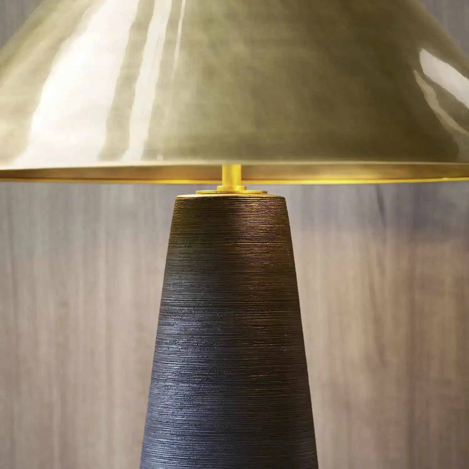 VISUAL COMFORT MODERN, KARAM TABLE LAMP, TABLE LAMPS