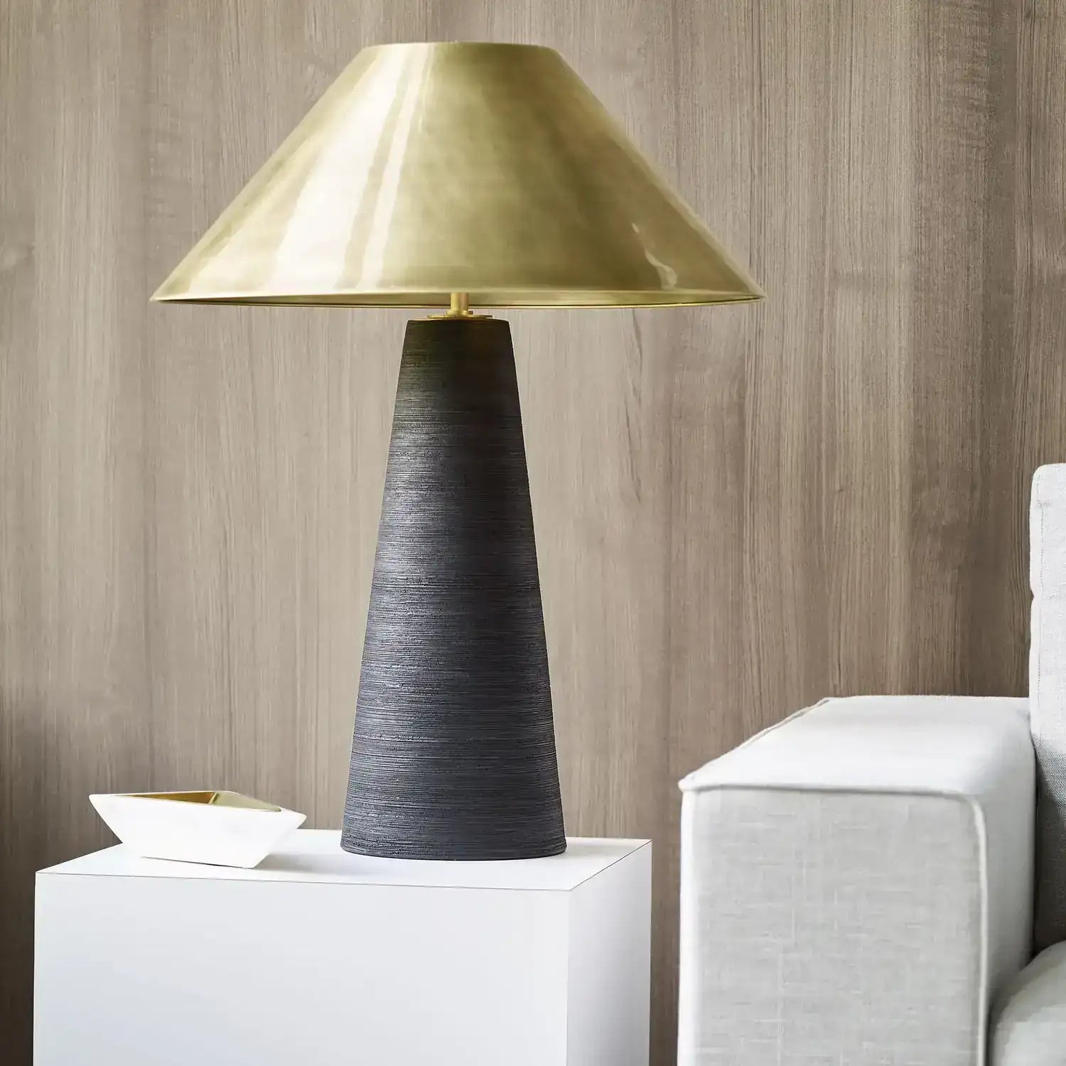 VISUAL COMFORT MODERN, KARAM TABLE LAMP, TABLE LAMPS