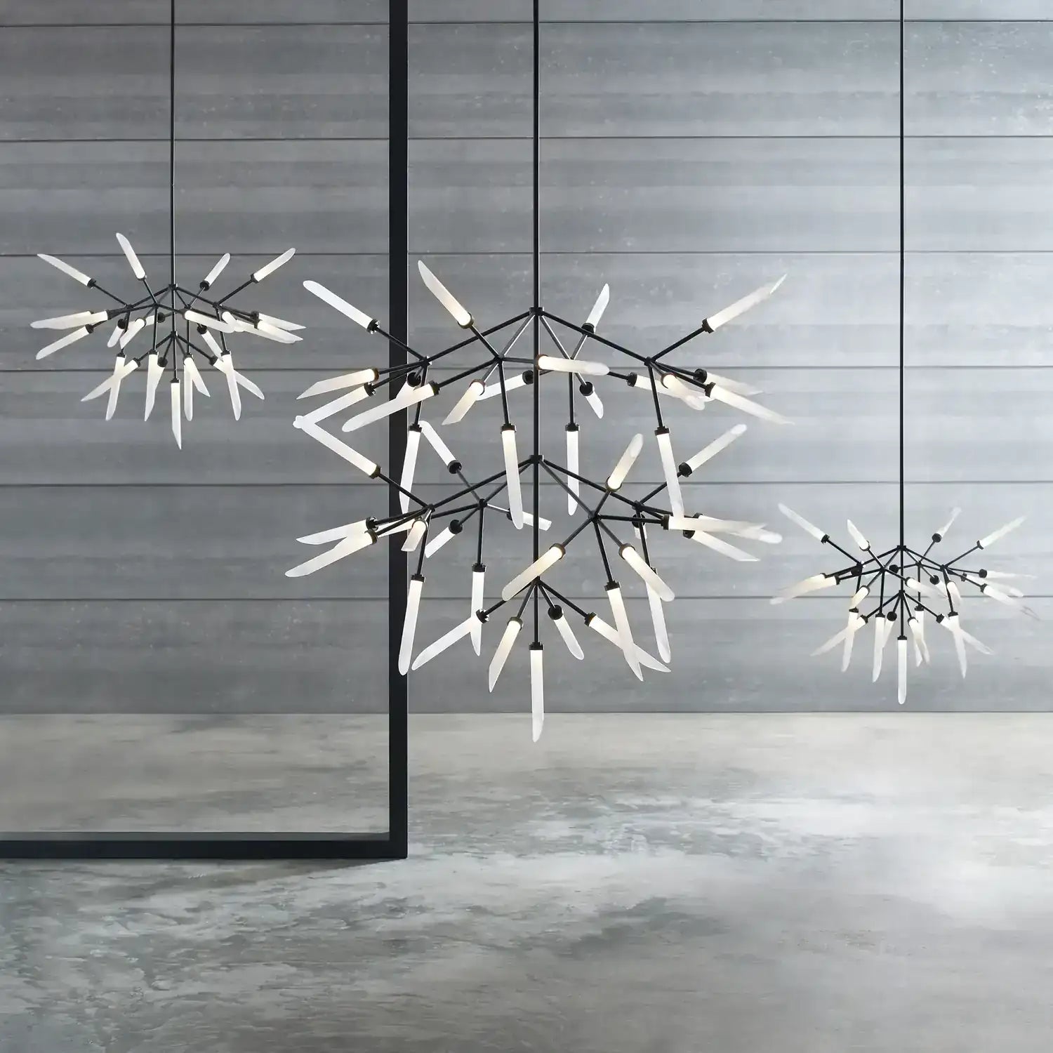 VISUAL COMFORT MODERN, SPUR CHANDELIER, CHANDELIER LIGHT