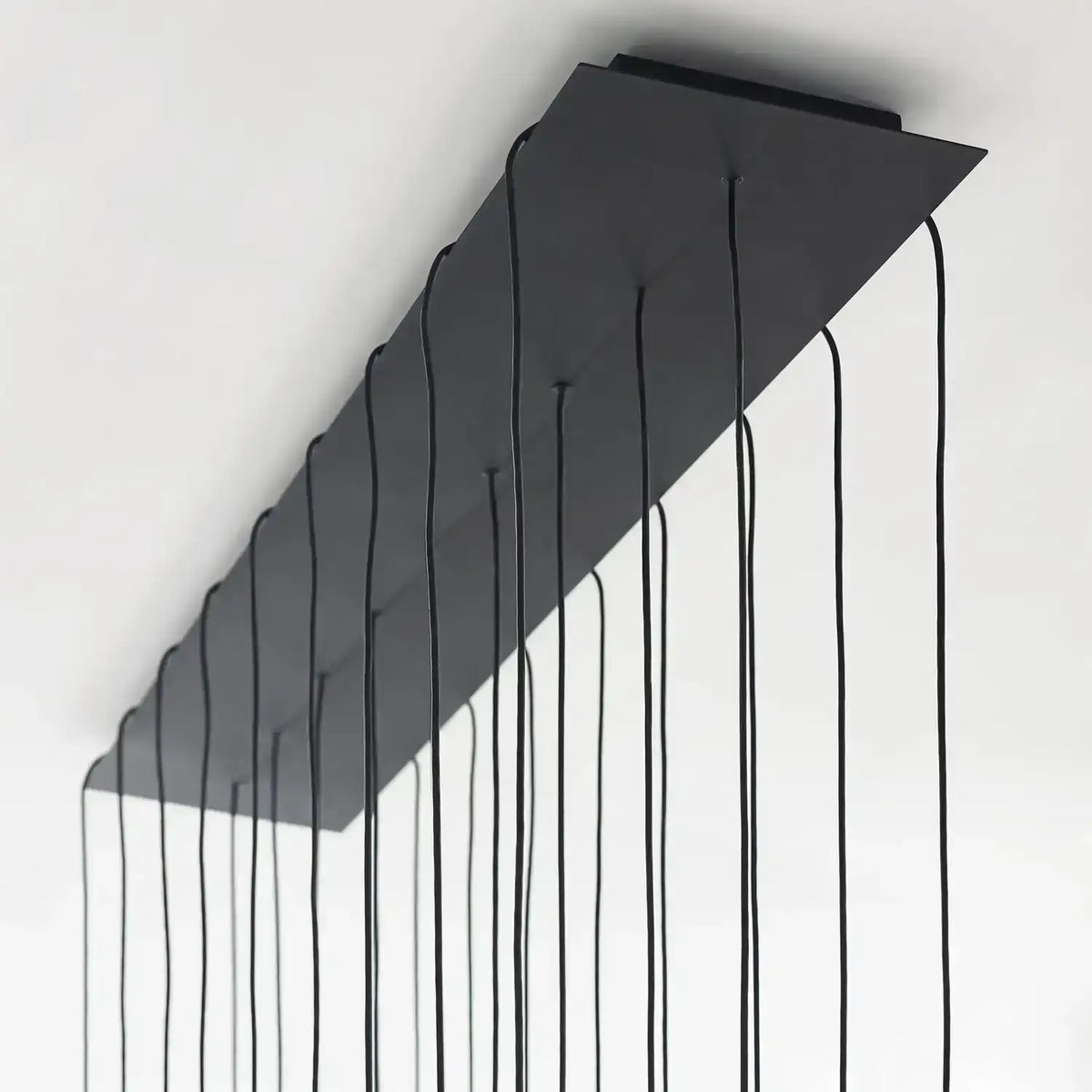 VISUAL COMFORT MODERN, PYLON LIGHT CHANDELIER, CHANDELIER LIGHT