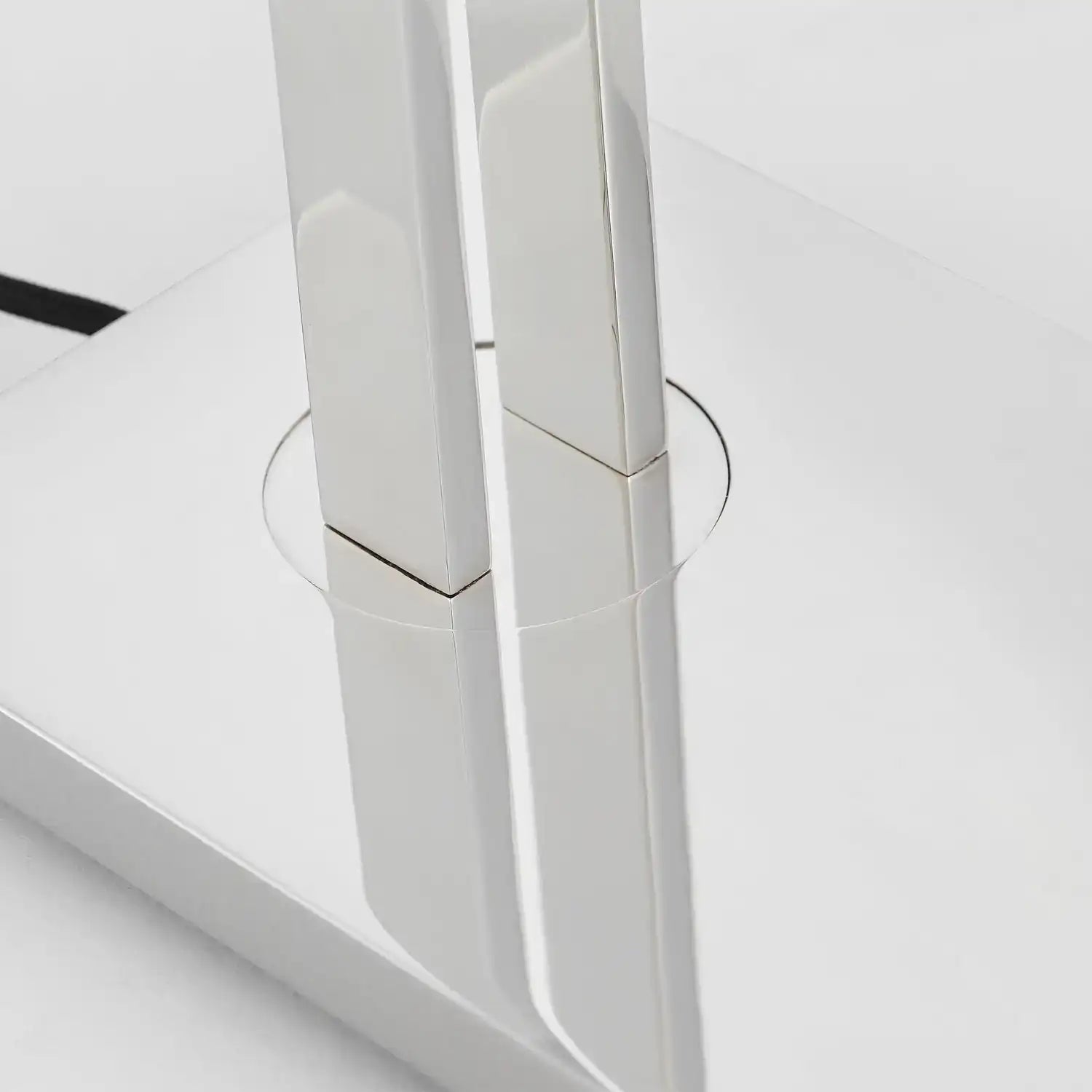 VISUAL COMFORT MODERN, STAGGER TABLE LAMP, TABLE LAMPS