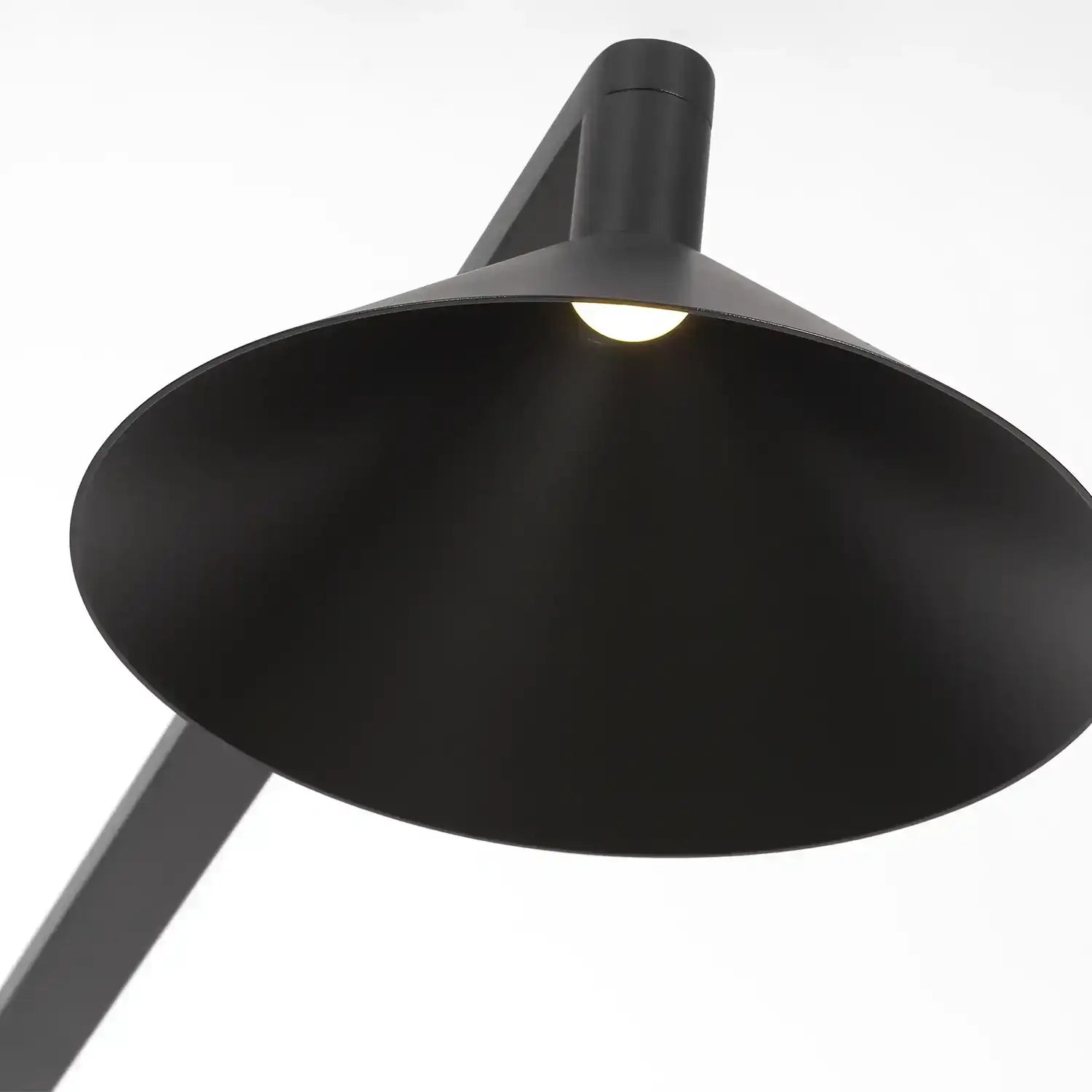 VISUAL COMFORT MODERN, MILL OUTDOOR GRANDE FLOOR LAMP, OUTDOOR WALL LIGHTS