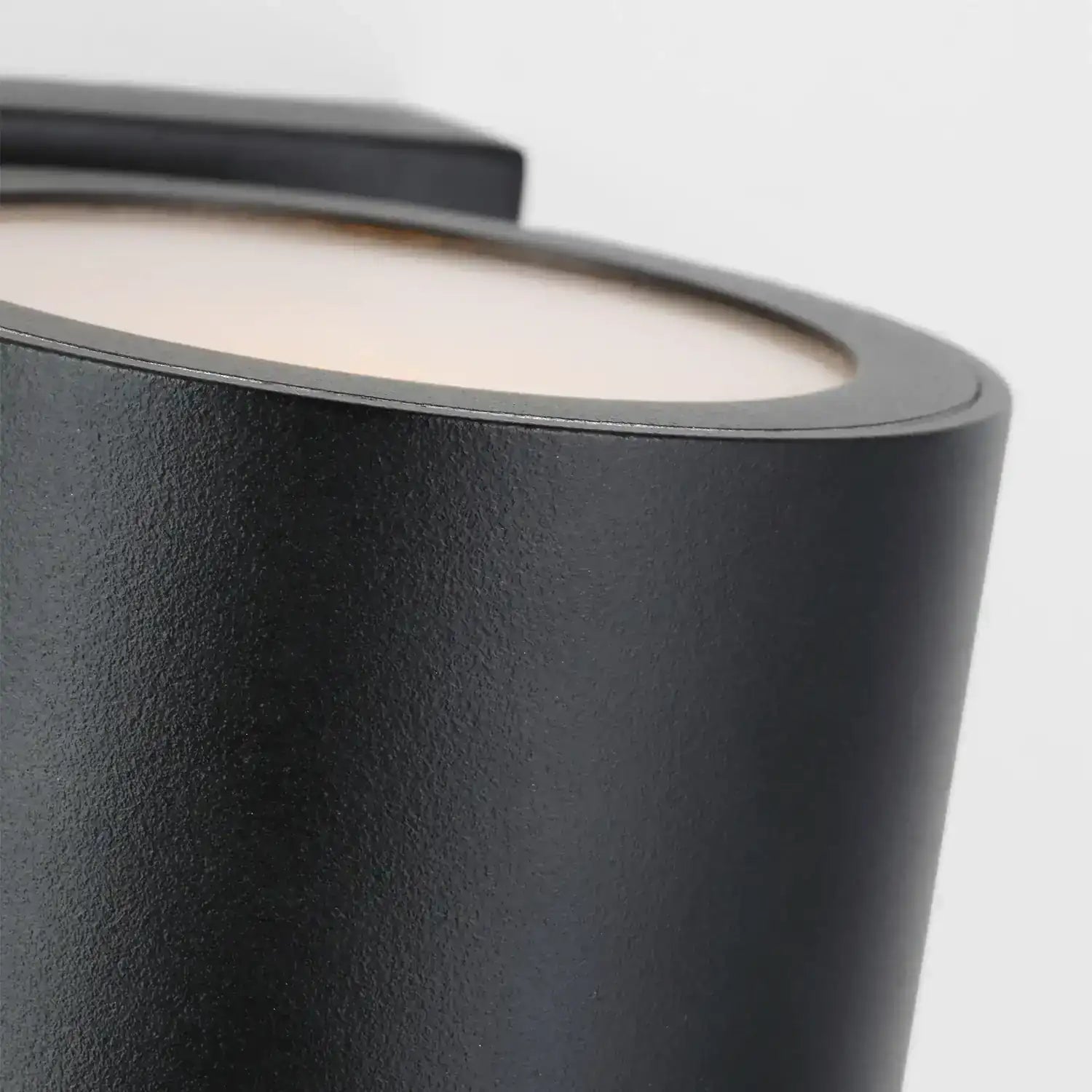 VISUAL COMFORT MODERN, PRESSA WALL, OUTDOOR WALL LIGHTS