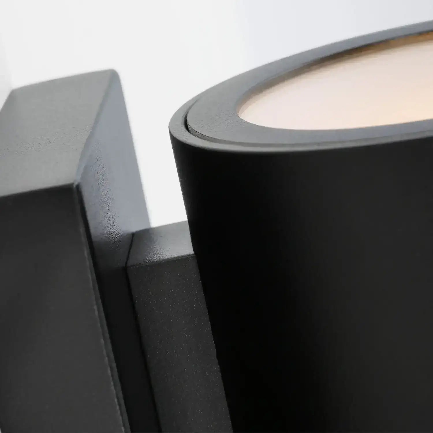 VISUAL COMFORT MODERN, PRESSA WALL, OUTDOOR WALL LIGHTS