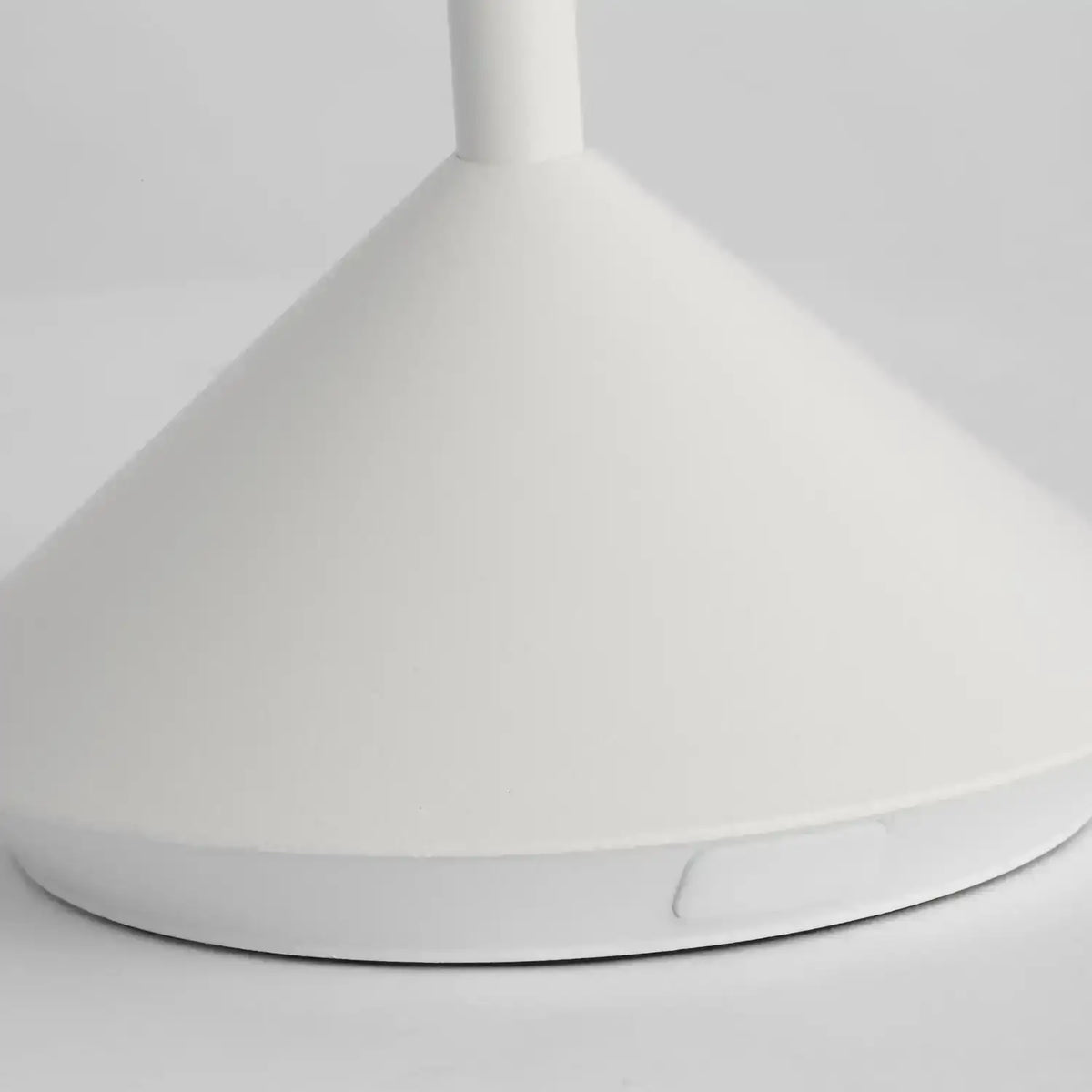 VISUAL COMFORT MODERN, MONETA ACCENT RECHARGEABLE TABLE LAMP, TABLE LAMPS
