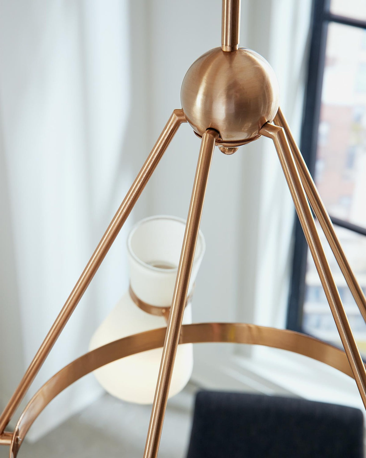 VISUAL COMFORT & CO., CLARK FIVE LIGHT CHANDELIER, CHANDELIER LIGHT