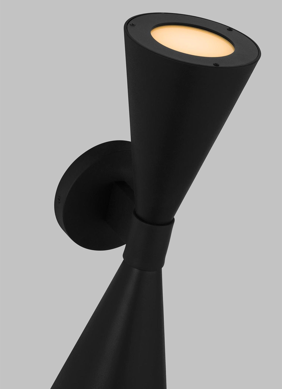 VISUAL COMFORT STUDIO, ALBERTINE OUTDOOR SCONCE, OUTDOOR WALL LIGHTS
