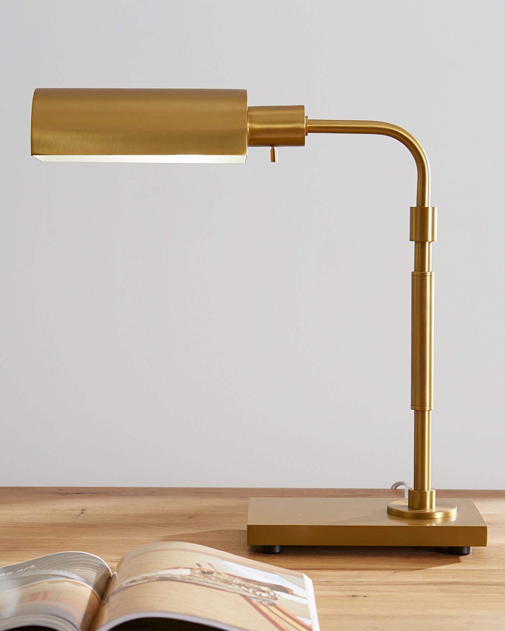 VISUAL COMFORT & CO., KENYON TASK TABLE LAMP, TABLE LAMPS