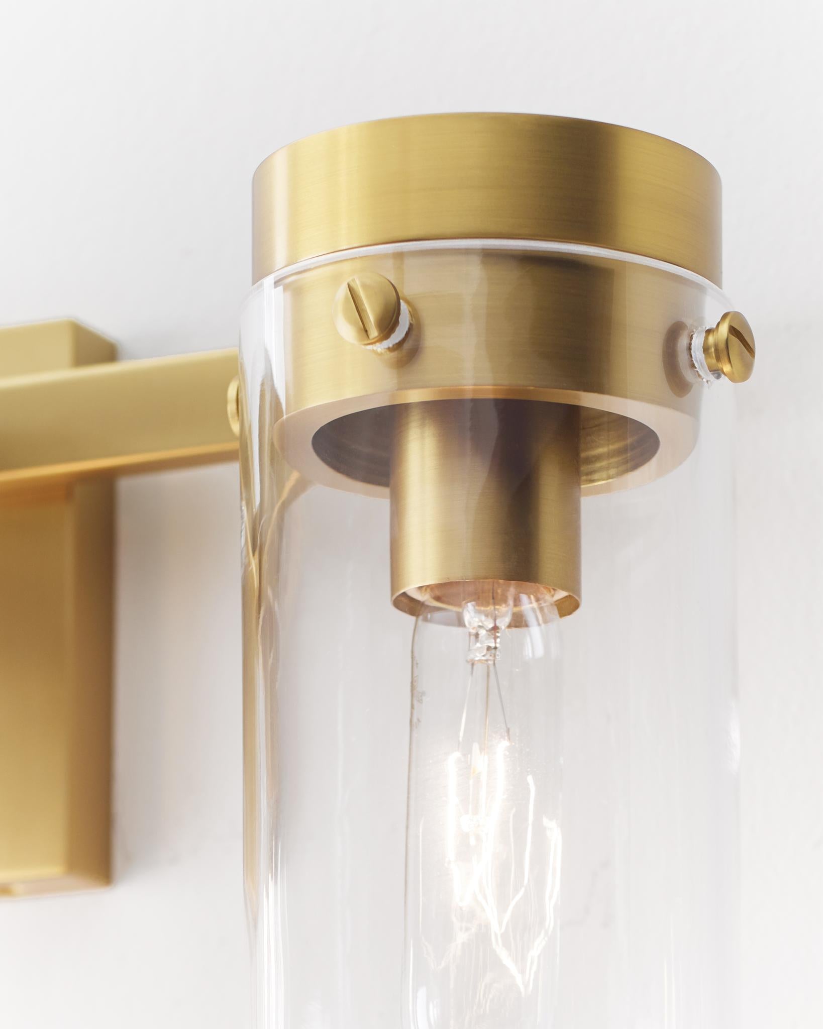 VISUAL COMFORT STUDIO, GARRETT 3 - LIGHT VANITY, VANITY LIGHT