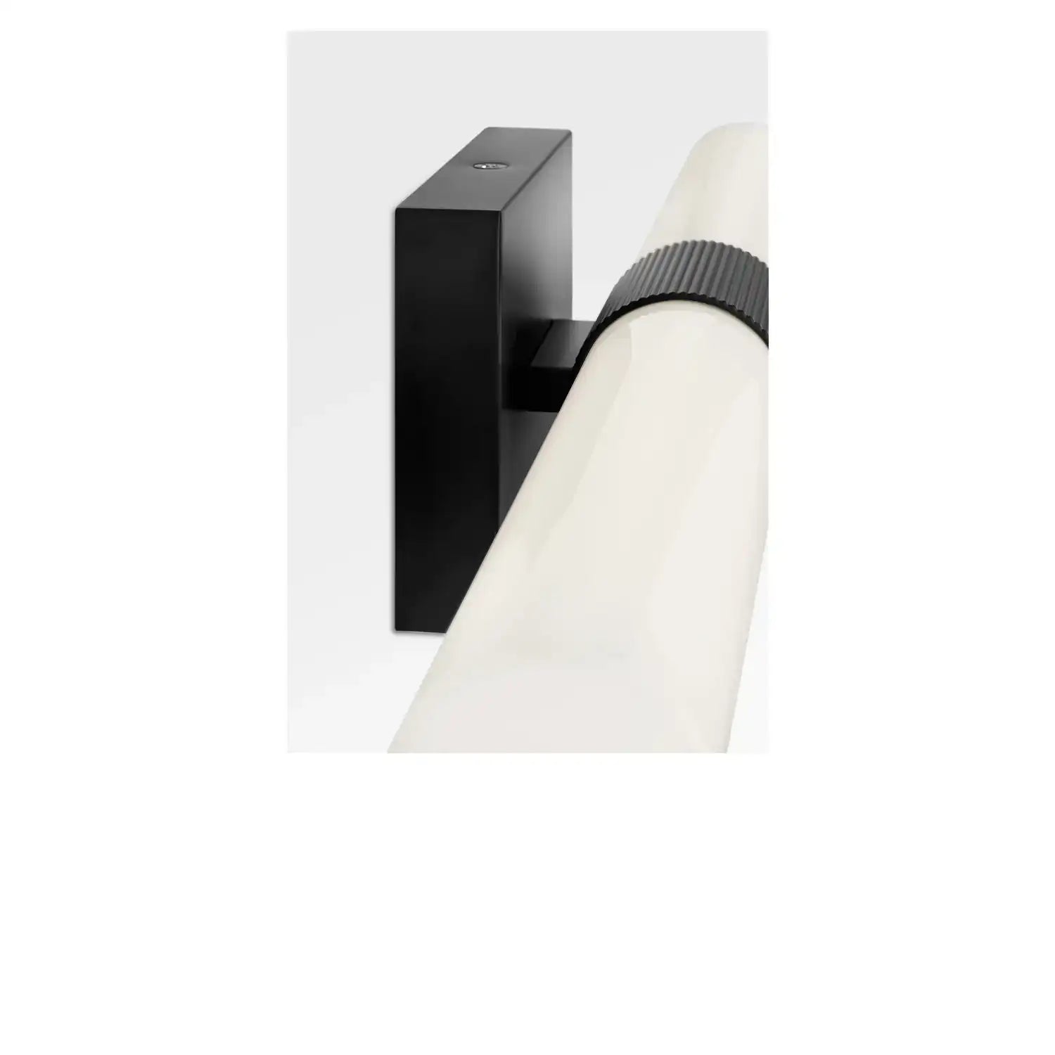 GENERATION LIGHTING, SARCO LED VANITY, BATH VANITY LIGHT
