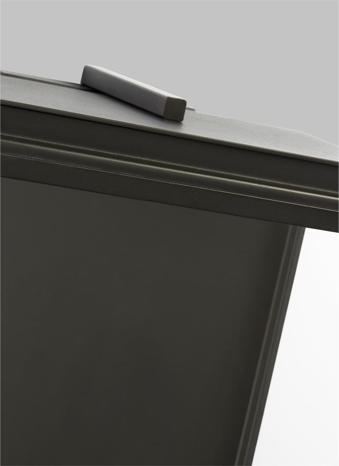 VISUAL COMFORT & CO., EDGAR WALL LANTERN, OUTDOOR WALL LIGHTS