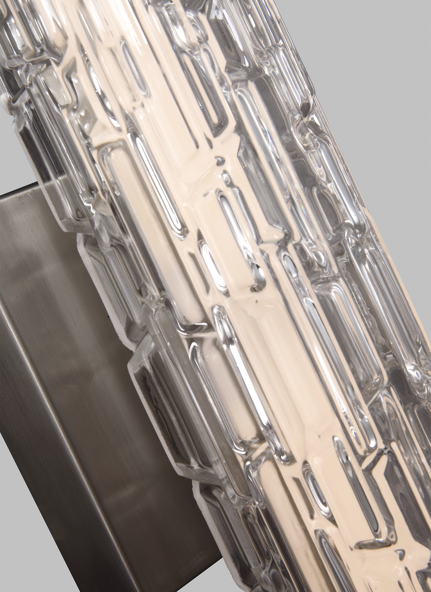 VISUAL COMFORT & CO., CUTLER STAGGERED GLASS LED VANITY, VANITY LIGHT