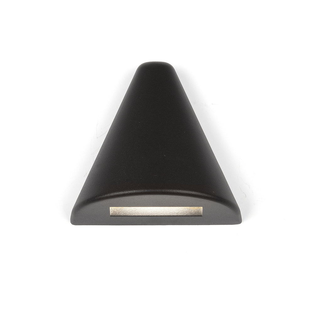 WAC LIGHTING LED 12V TRIANGLE DECK AND PATIO LIGHT - DO NOT SHOW ON WEBSITE