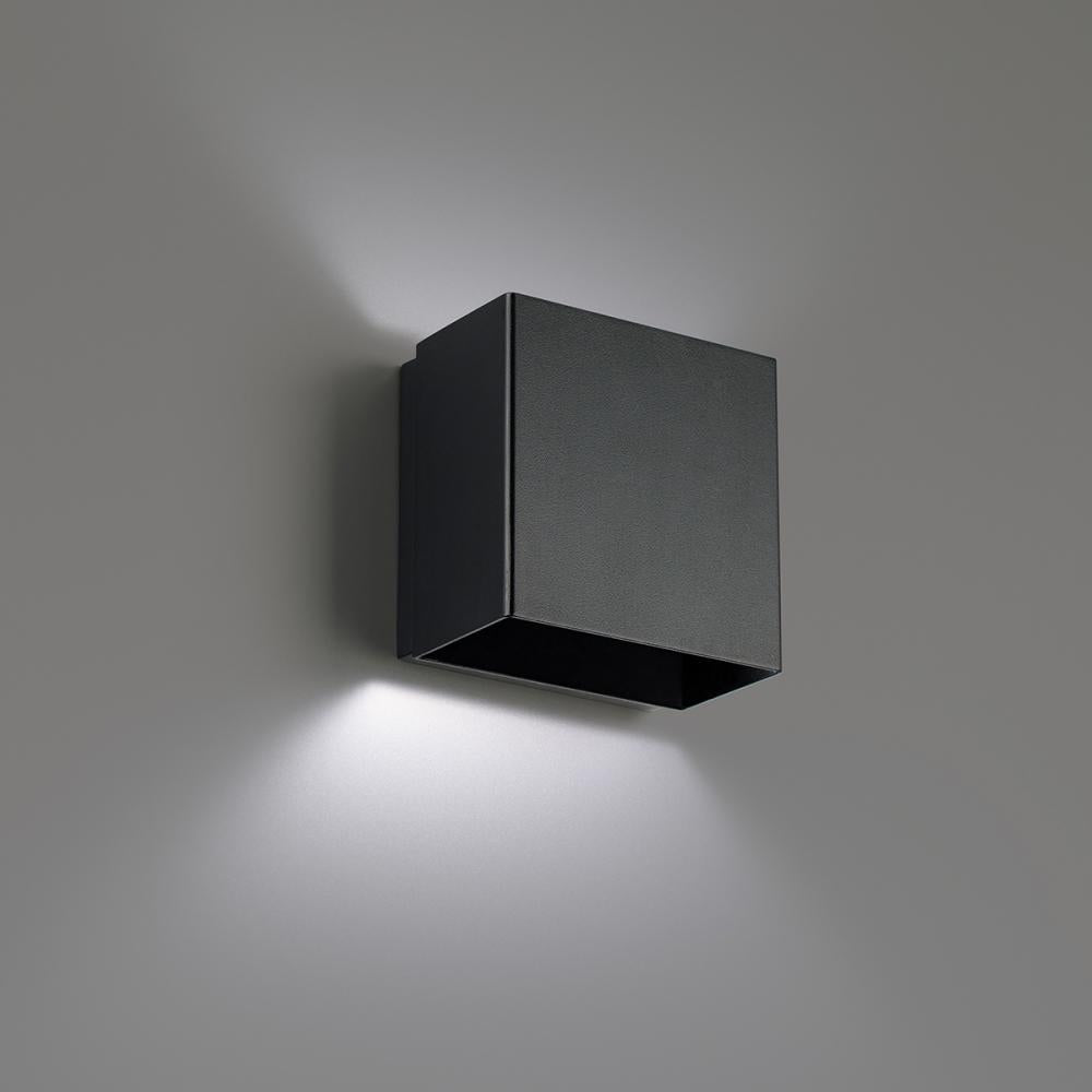 DWELED BOXI WALL SCONCE