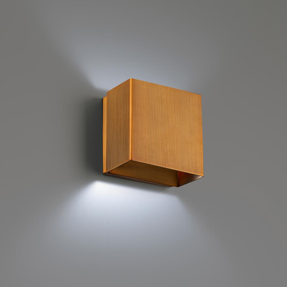 DWELED BOXI WALL SCONCE