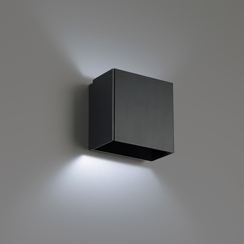 DWELED BOXI WALL SCONCE