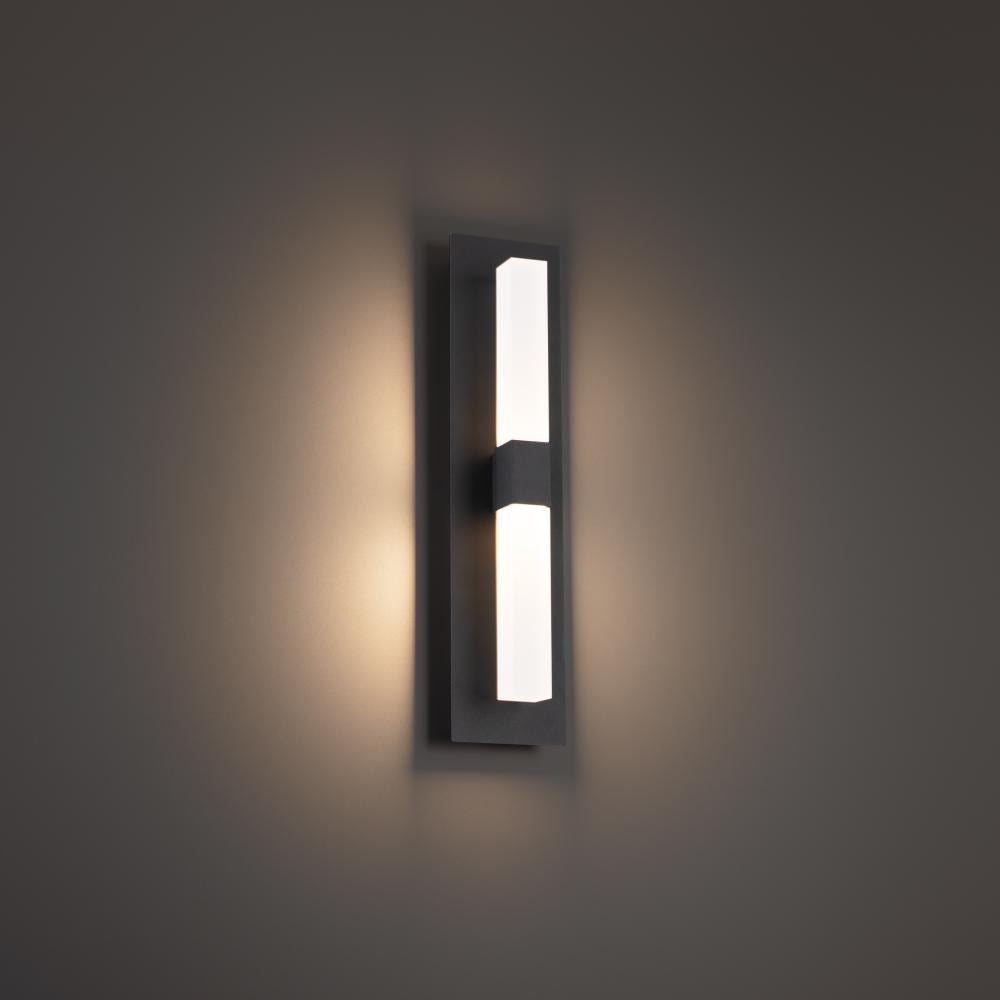 DWELED CAMELOT WALL SCONCE