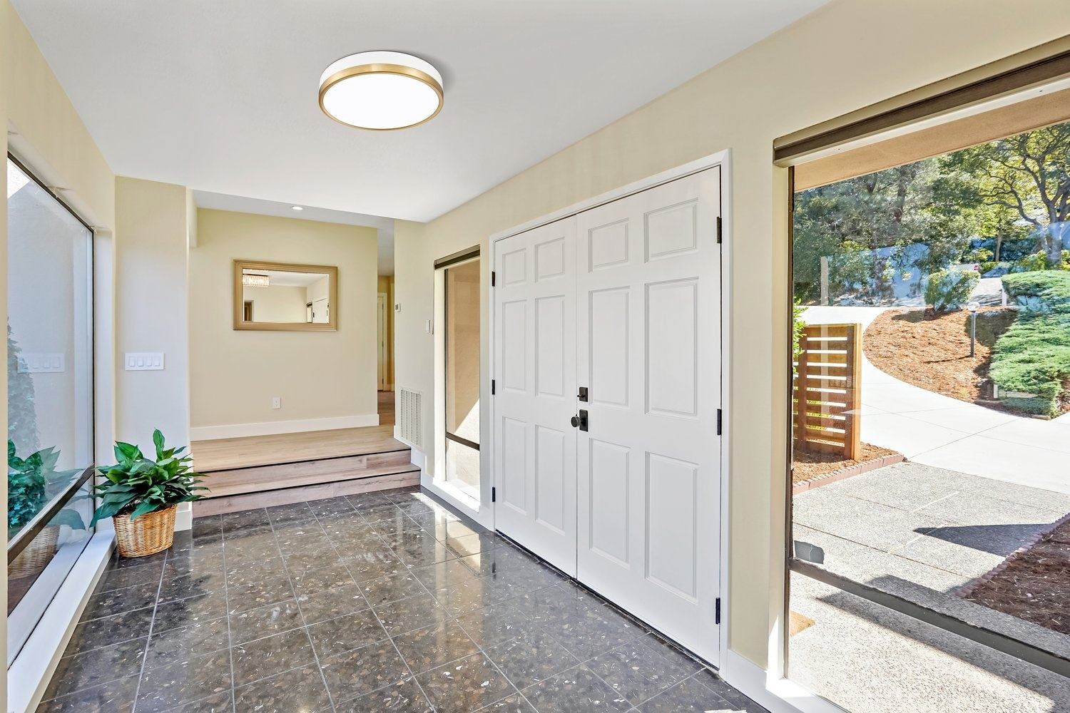 Z-LITE, ALGAR FLUSH MOUNT, FLUSH MOUNT CEILING LIGHTS 