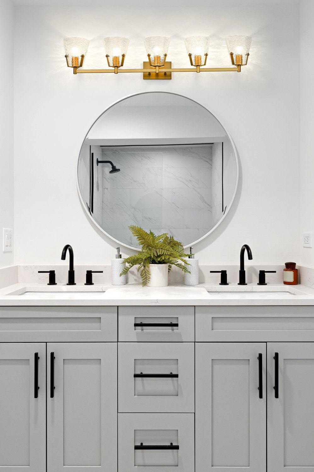 Z-LITE JENAMEES INC. 1101-5V-MGLD 2779dfd1-7905-43aa-9efd-cbb18b70334c