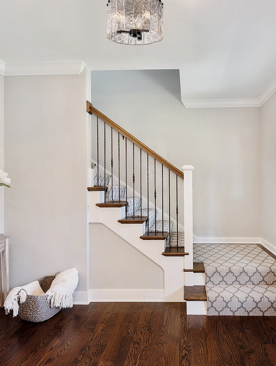 Z-LITE, GLACIER FLUSH MOUNT, FLUSH MOUNT CEILING LIGHTS 